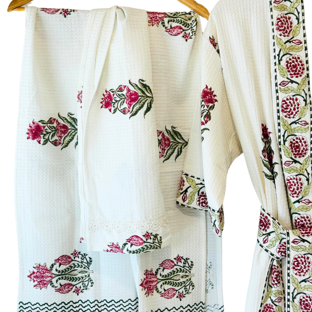 Sunehri Phool Bathing Set