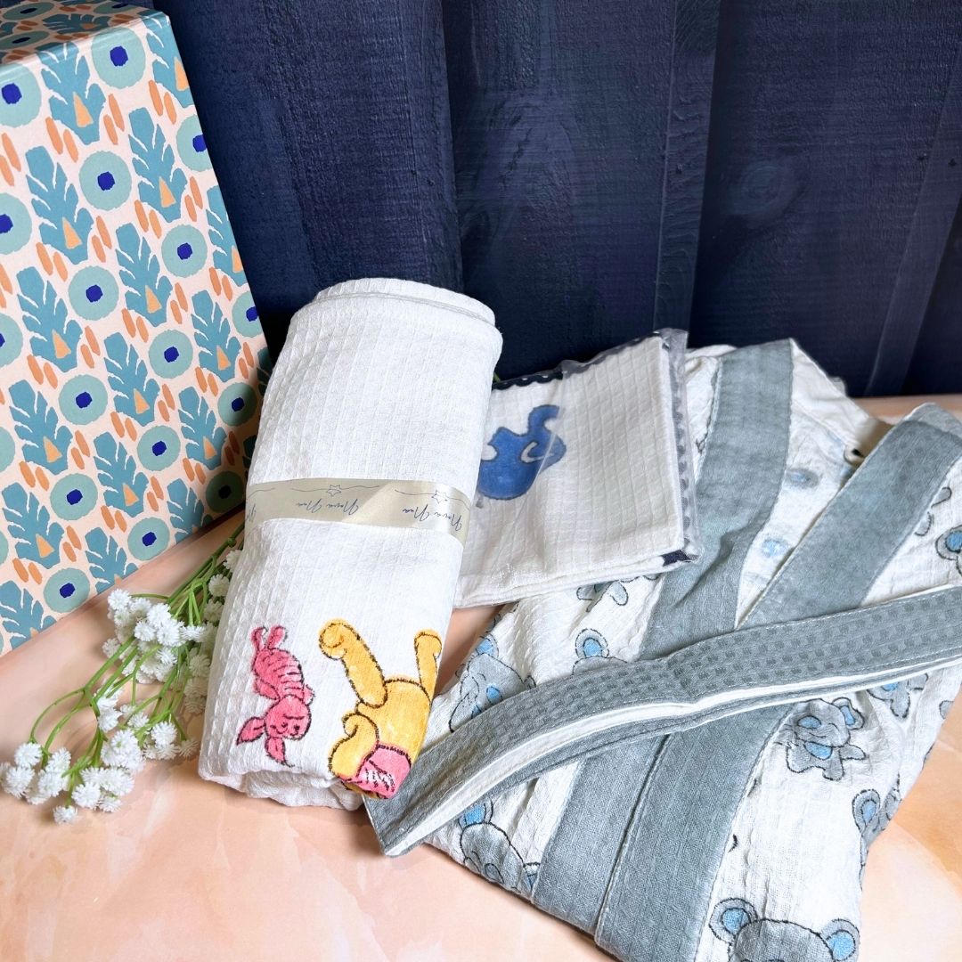 Soft Safari Gift Box