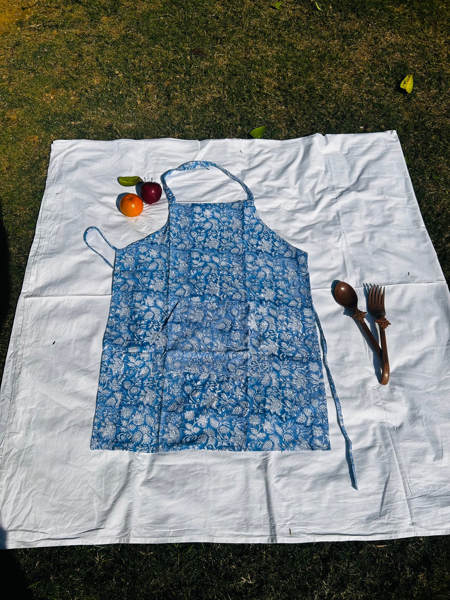 Redefined Beauty Aprons & Mitten Set