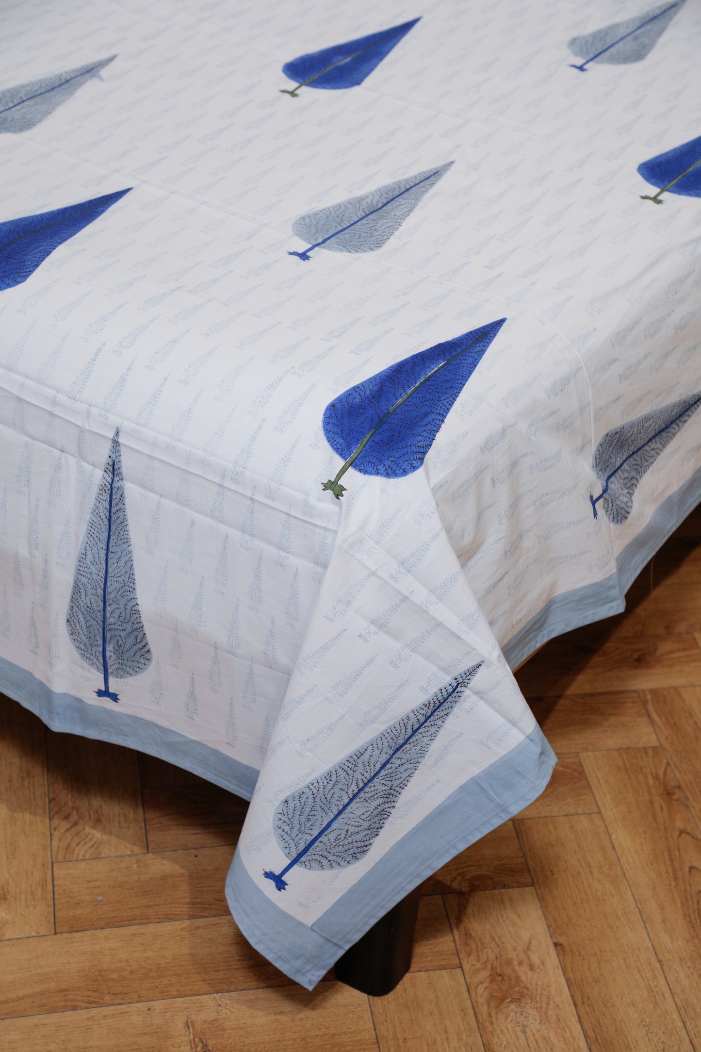 Bluewood Haven Bedsheet