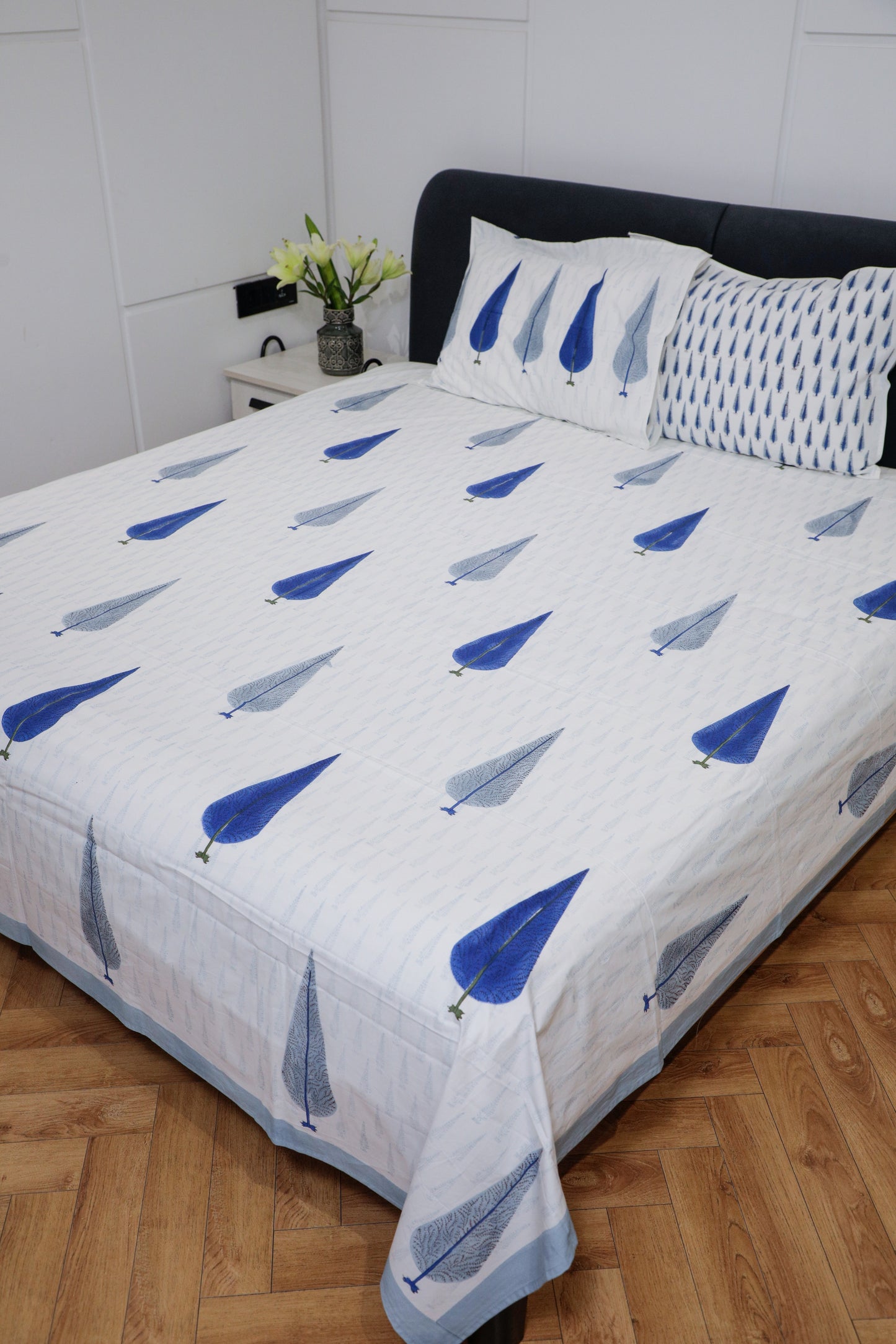 Bluewood Haven Bedsheet