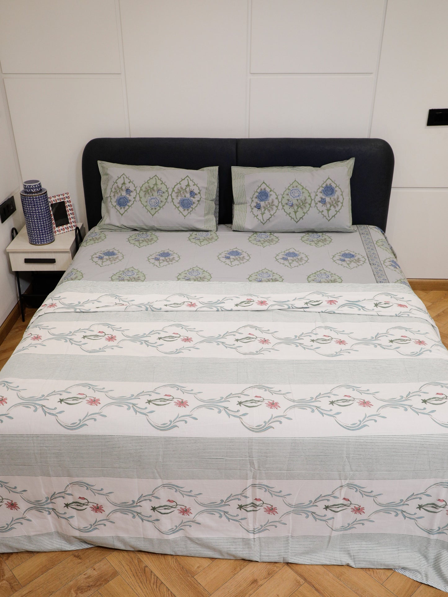 Serene Teal Dohar (Double Bed)