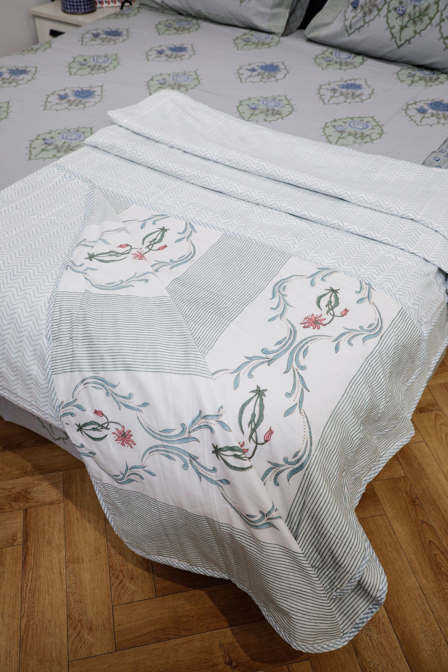 Serene Teal Dohar (Double Bed)