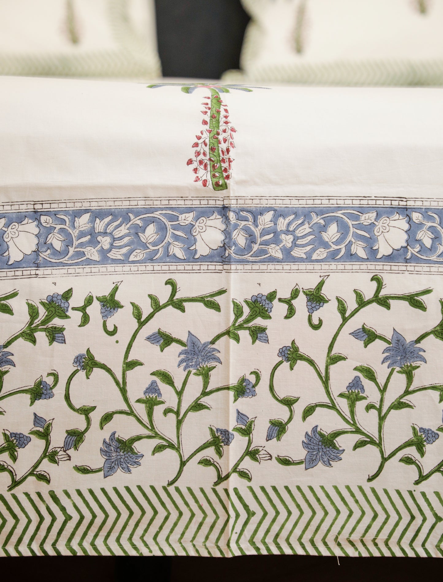 Palm Paradise Bedsheet