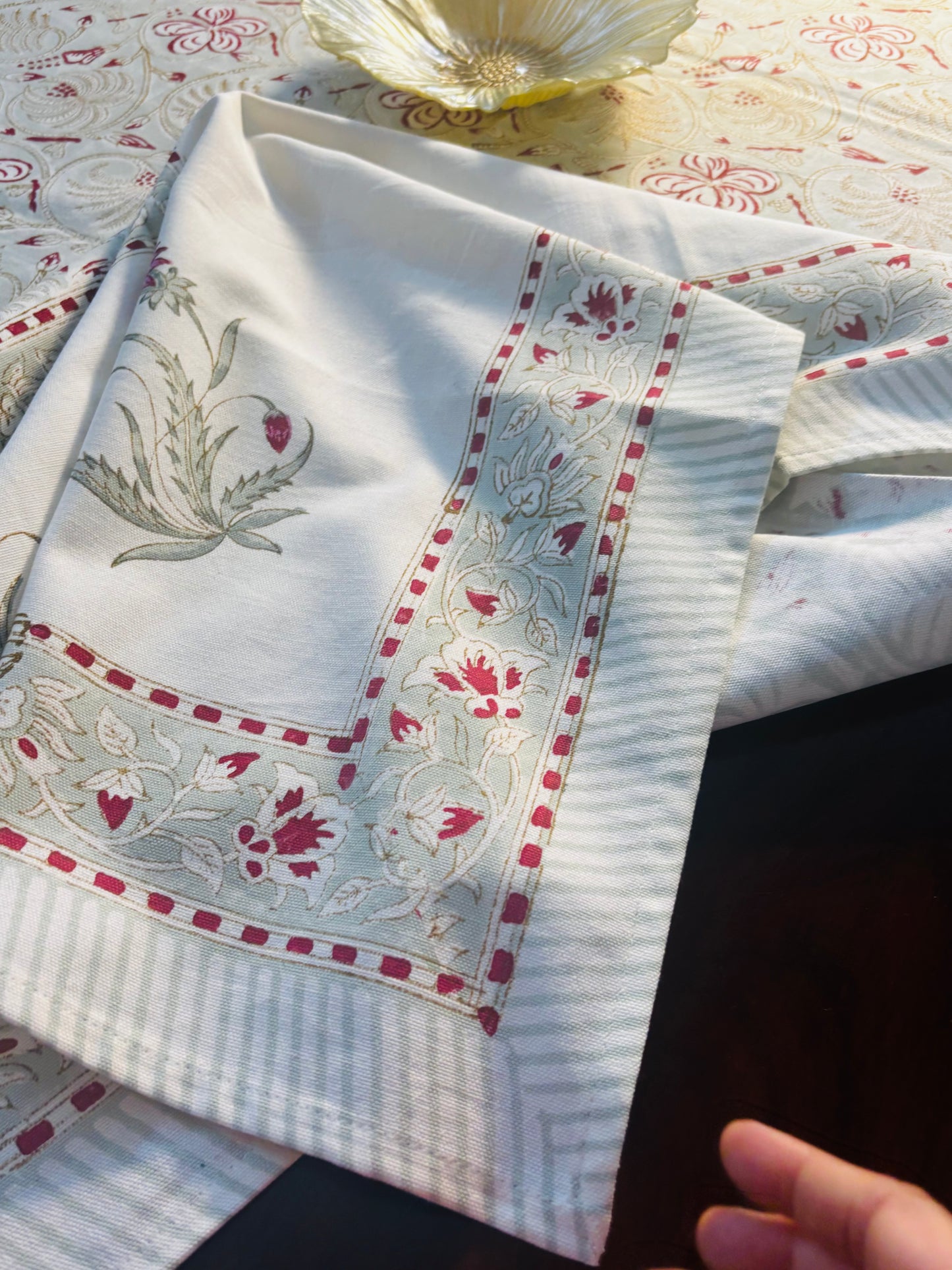 Mint Blossom Table Cover