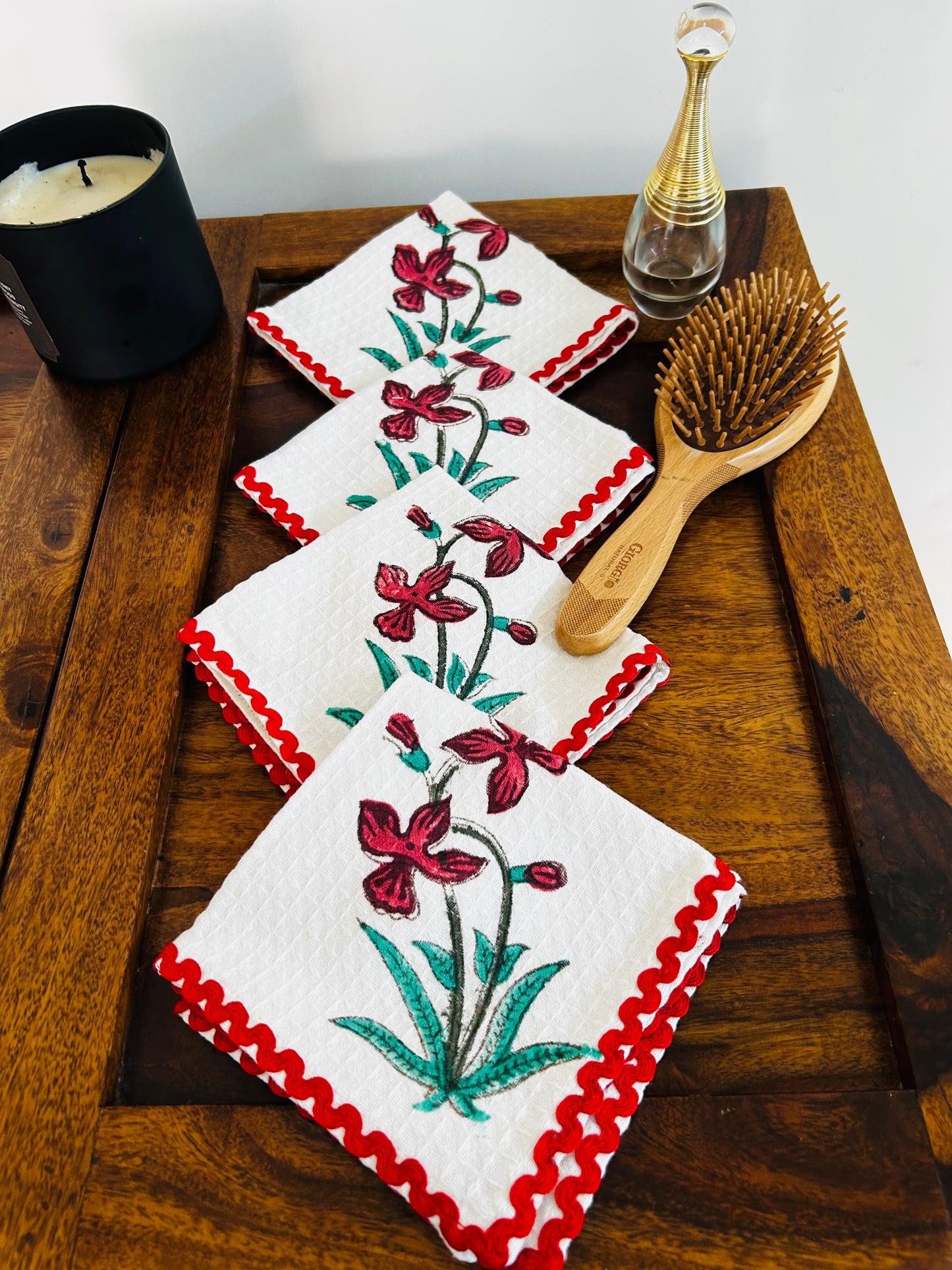 Red Petal Face Napkins