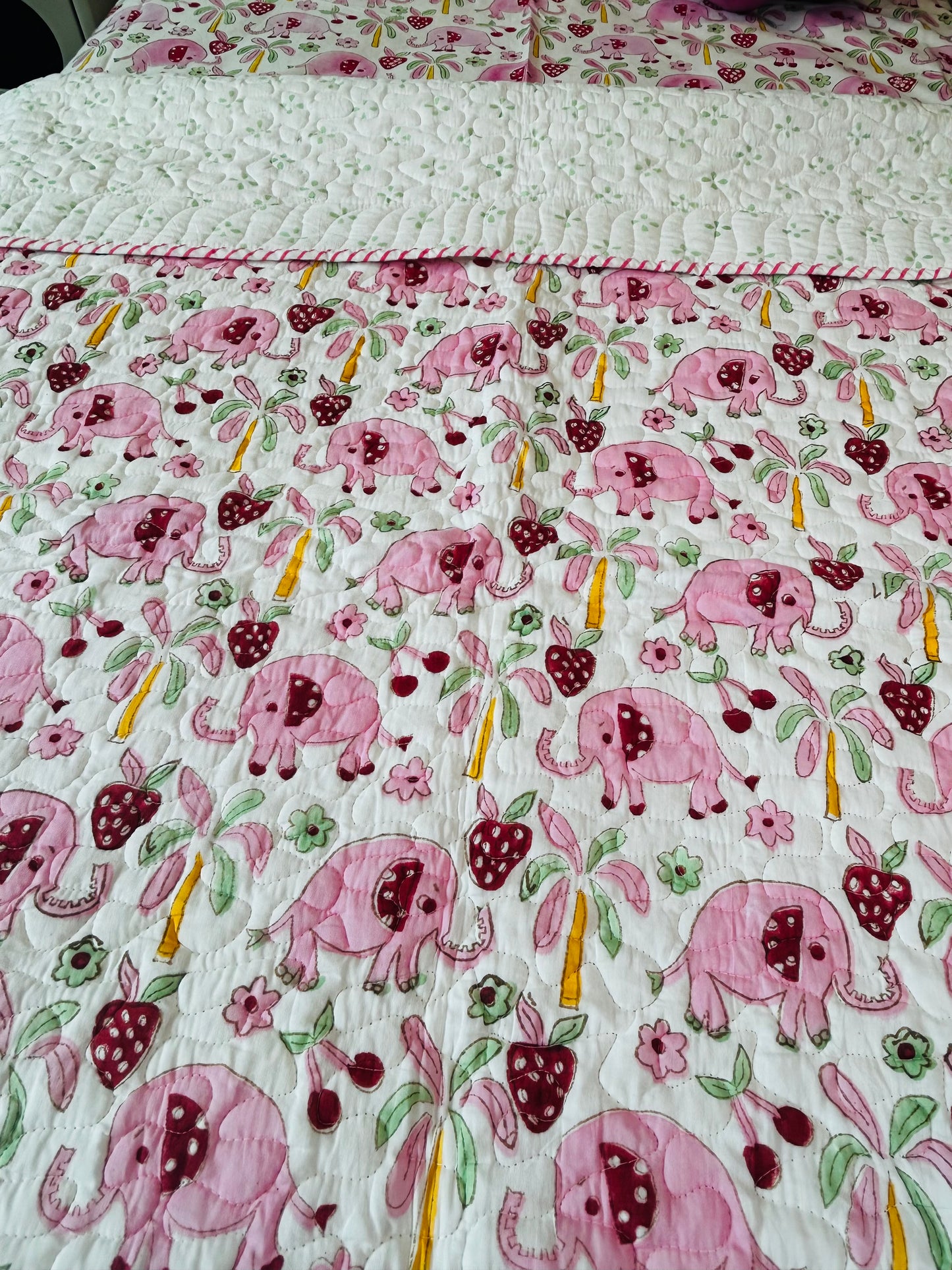 Little Trunk Kids Quilt