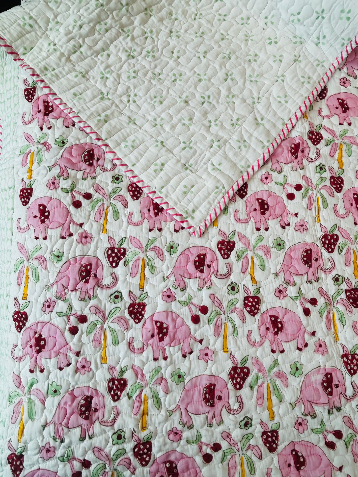 Little Trunk Kids Quilt