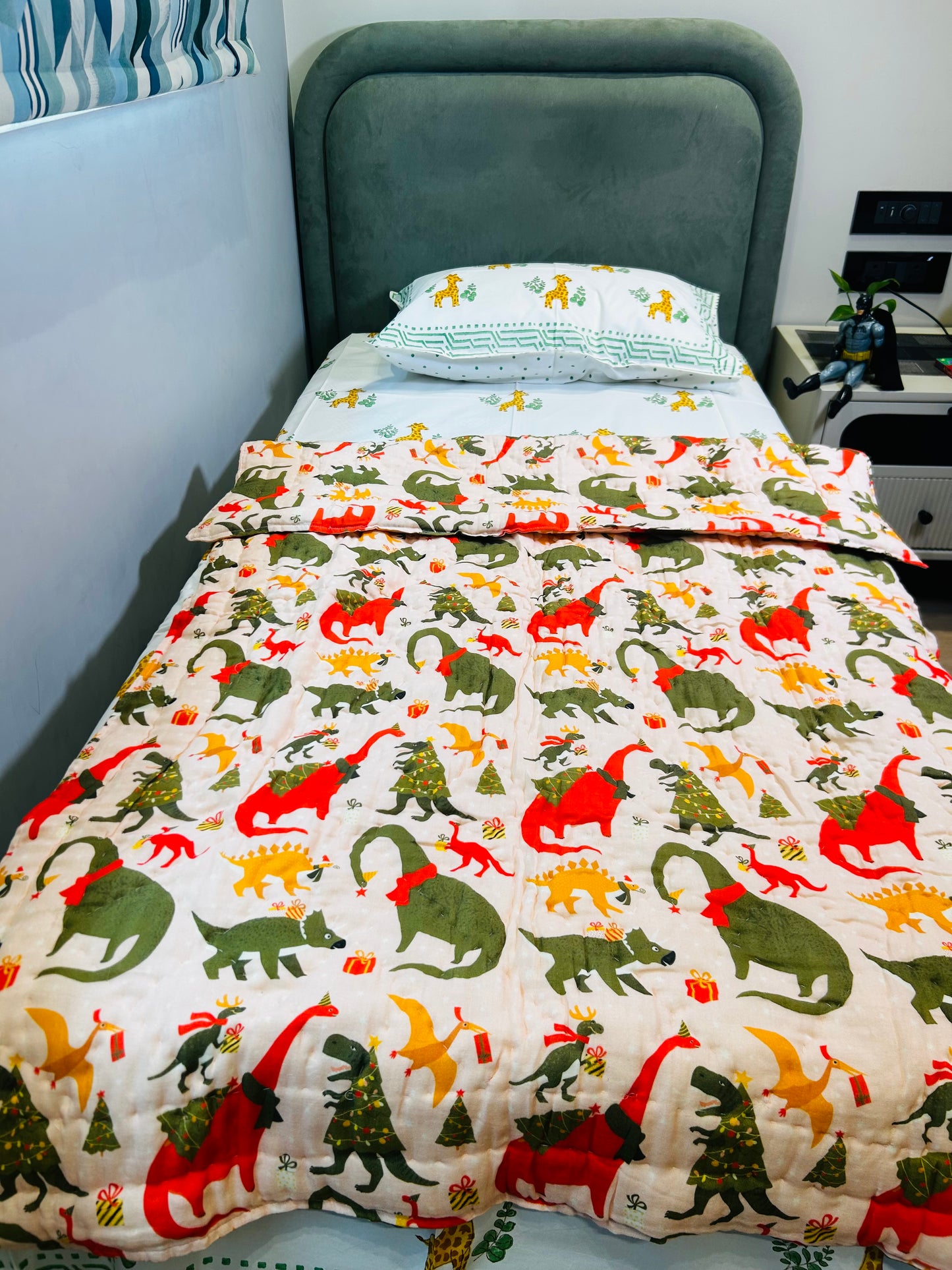 Jurassic Bloom Kids Quilt