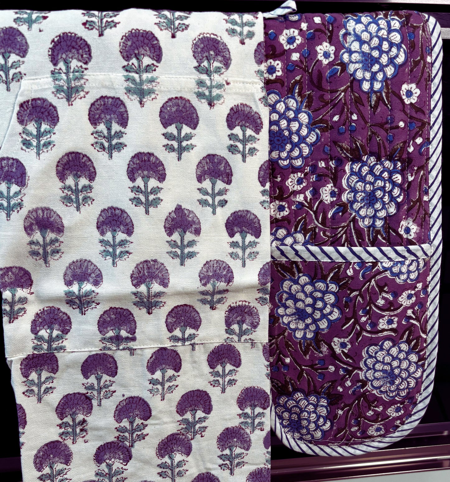 Elegant Lavender Aprons & Mitten Set