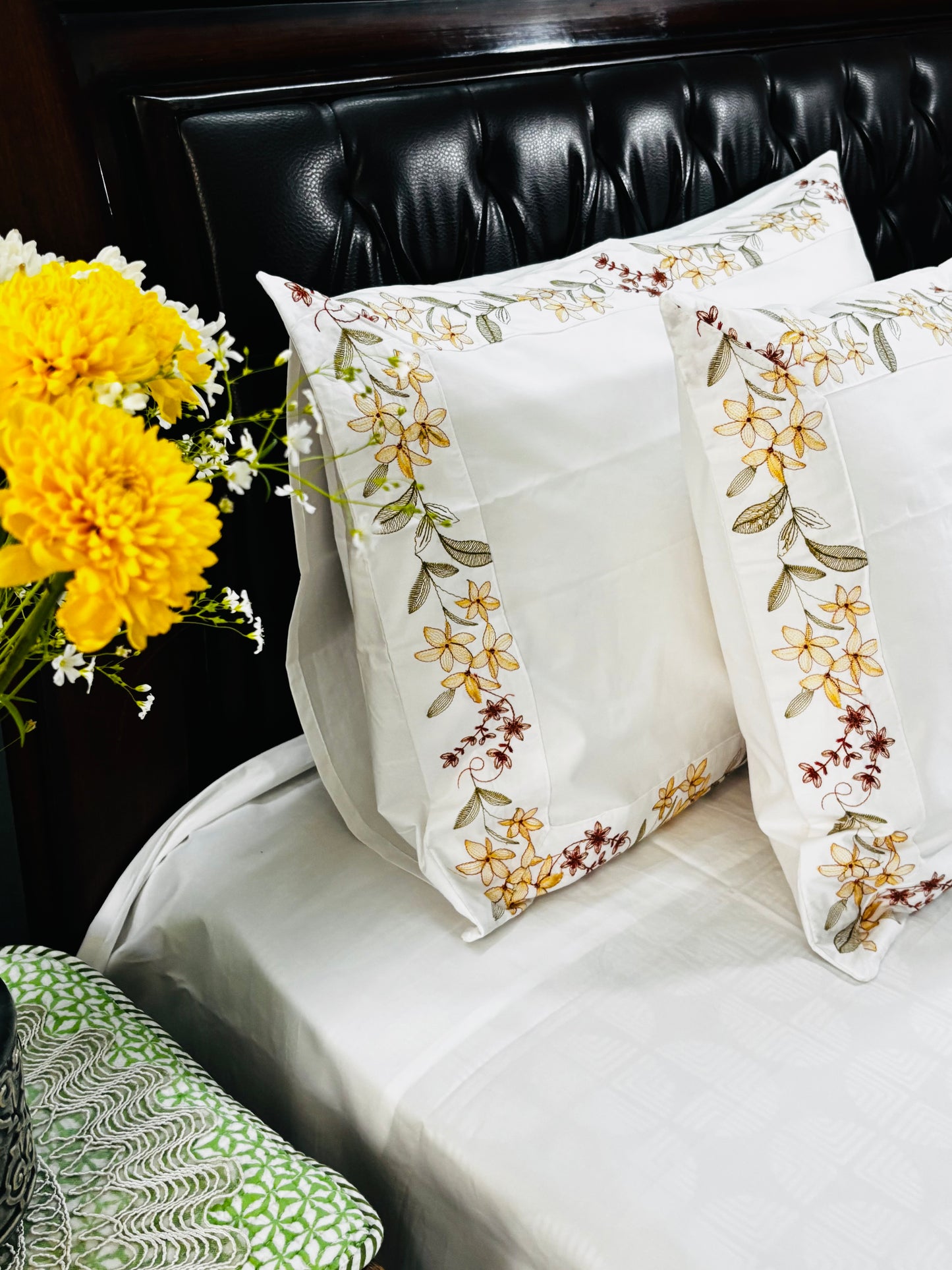 White Whispers Bedsheet