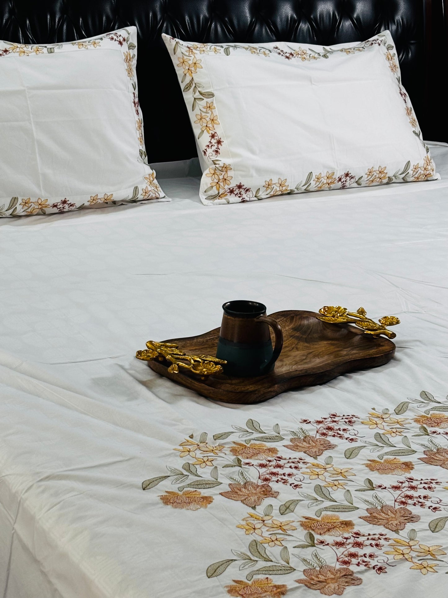 White Whispers Bedsheet