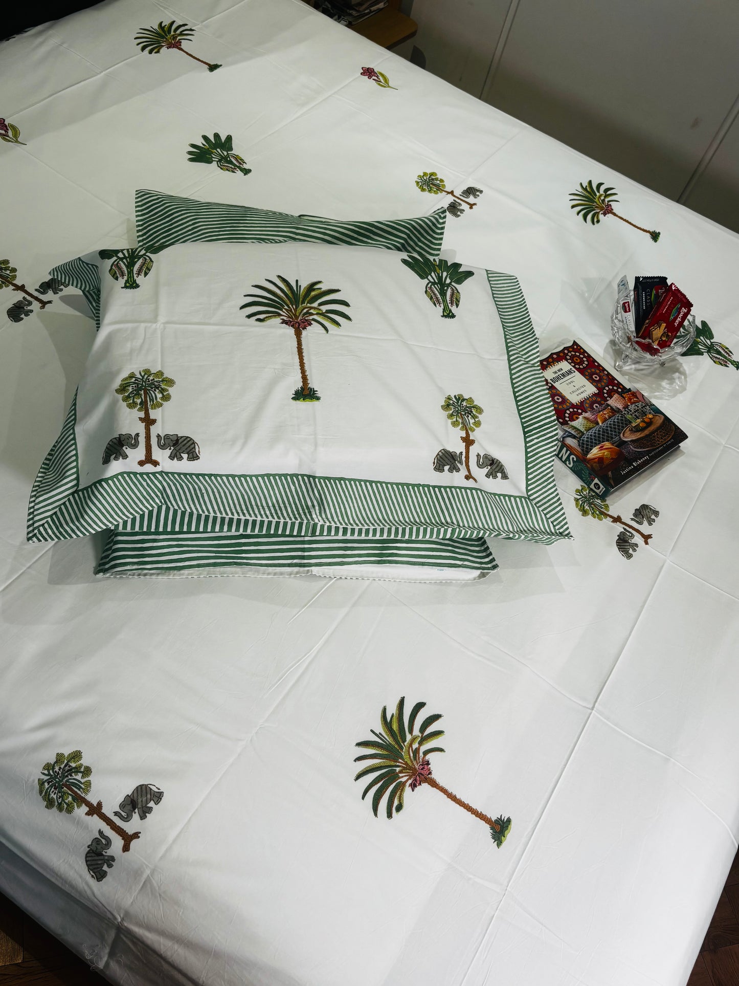 Elephant Palm Paradise Bedsheet