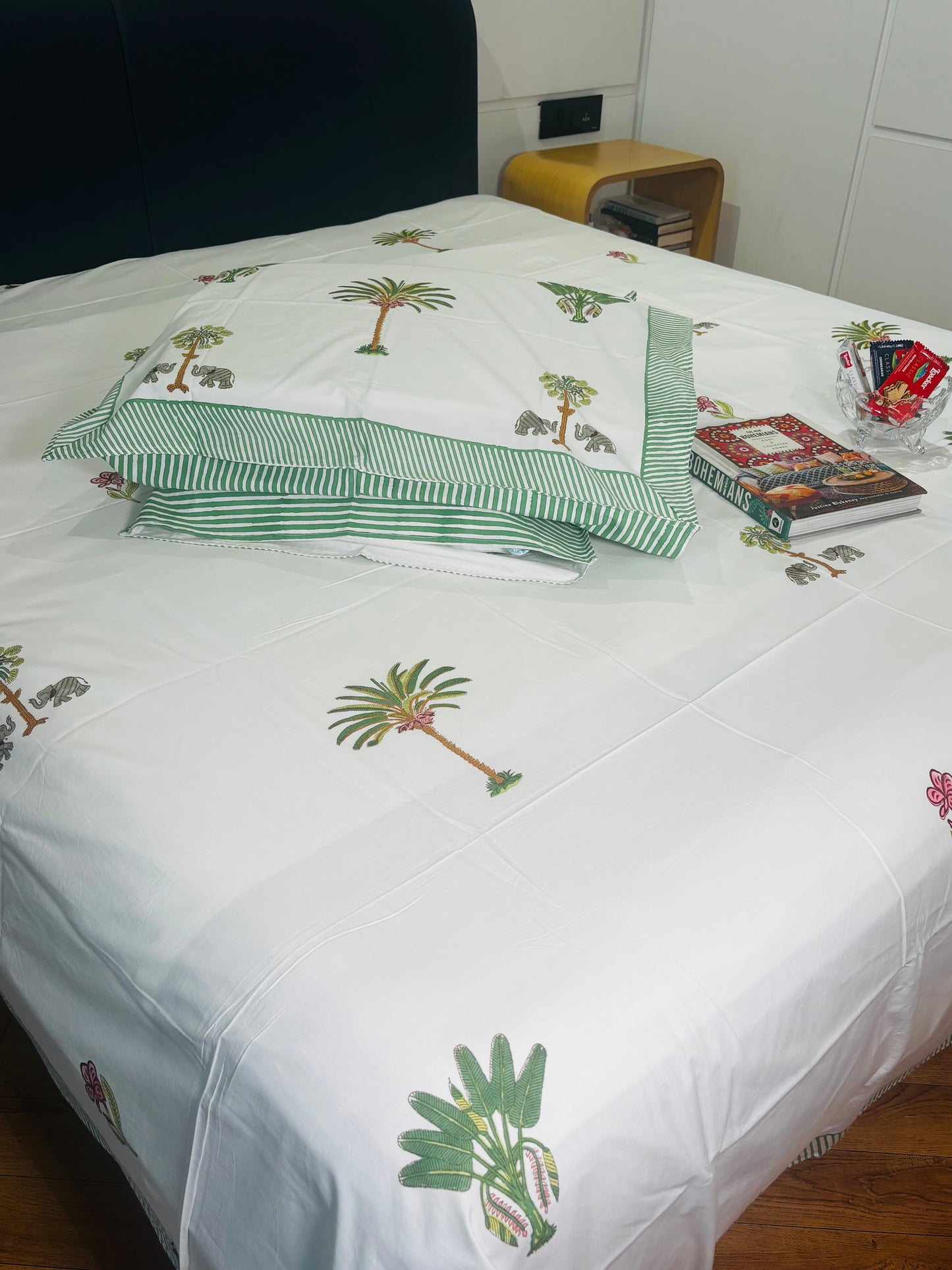 Elephant Palm Paradise Bedsheet