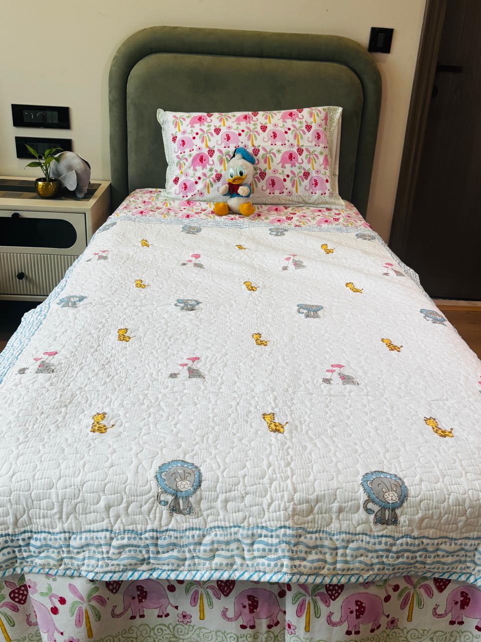 Aniaml Kingdom Kids Quilt