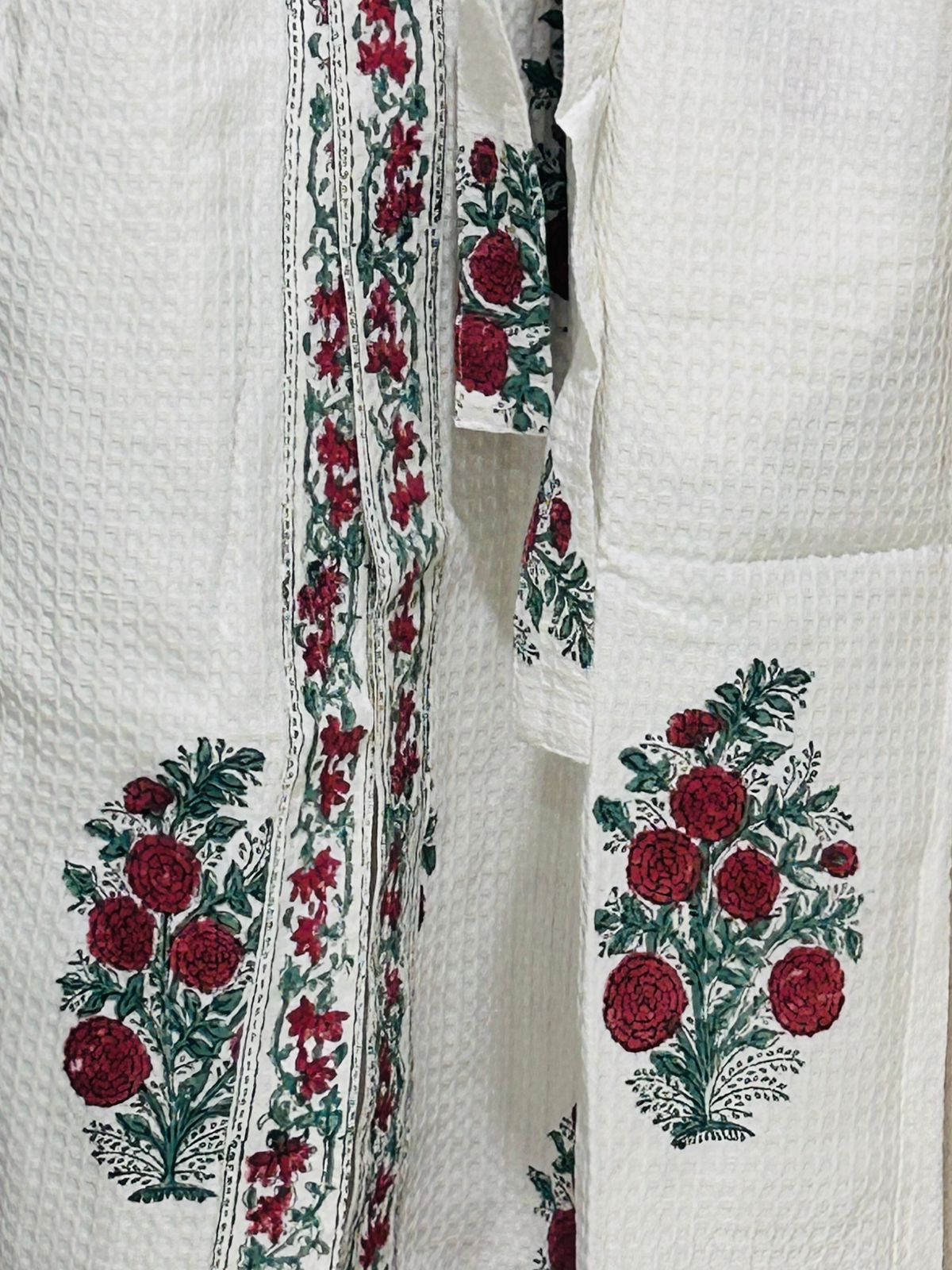 Crimson Bloom Waffle Cotton Bath Robe