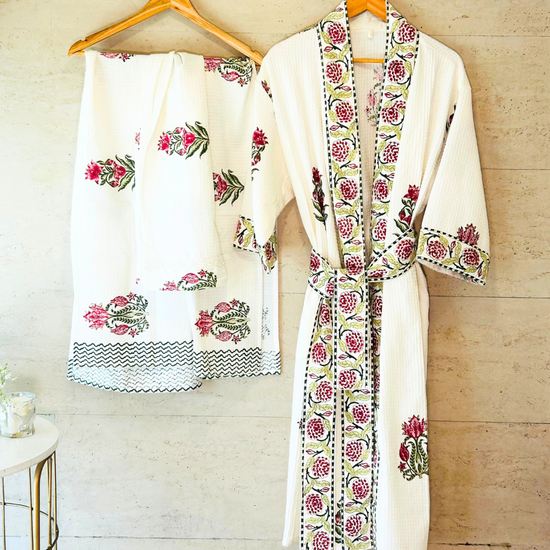 Sunehri Phool Bathing Set
