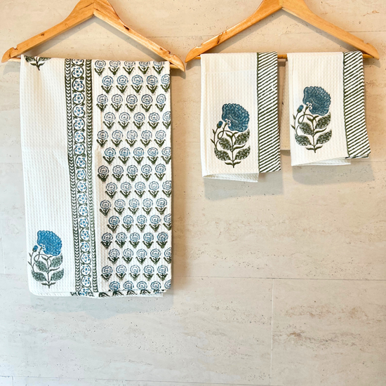 Neel Patta Waffle Towel Set