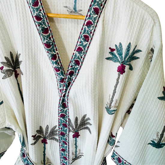 Naariyal Bagh Bath Robe