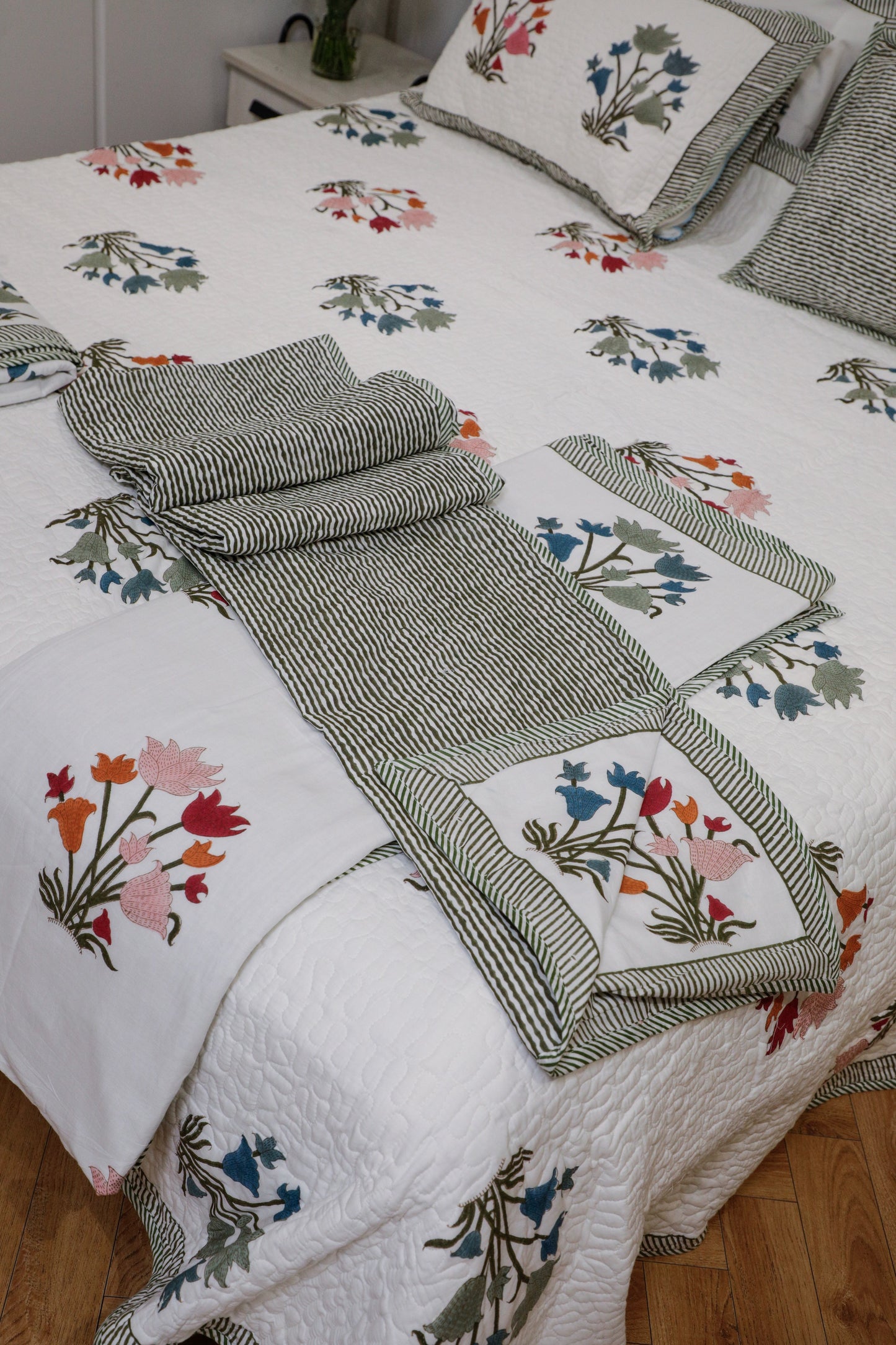 Meadow Bloom Bedding set ( Bedsheet & Single Bed Dohar )