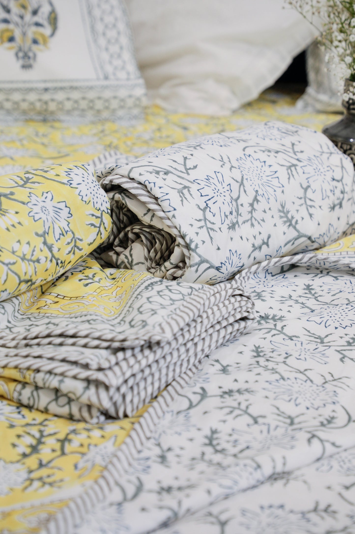Golden Haze bedding Set ( Bedsheet & Single Dohars)