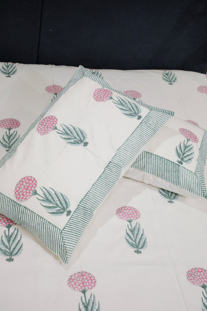 Symmetry Poise Bedsheet