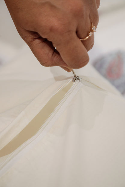 Symmetry Poise Bedsheet