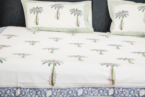 Palm Paradise Bedsheet