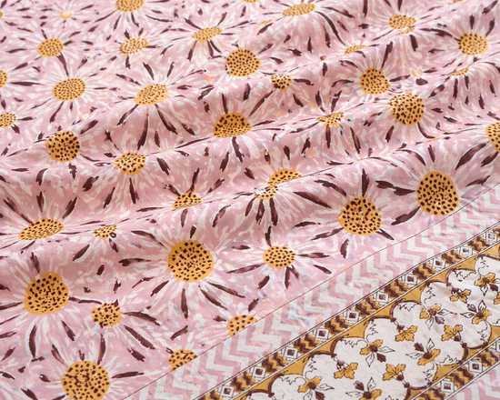 Taraansh Cotton Bedsheet / Bedcover