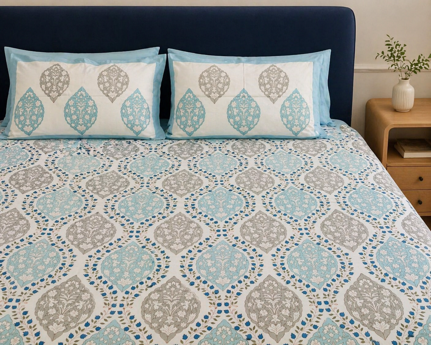 Geometrical Patterned Handblock Bedsheet Super king Size