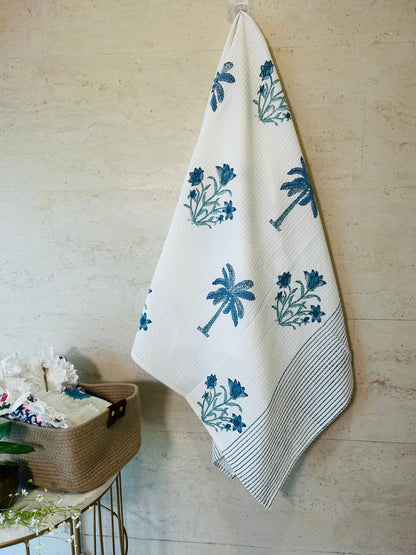 palm tree bath towel