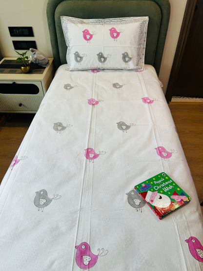 Tweety's Wild Sleepover Bedsheet