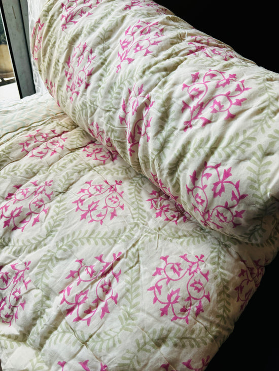 Blushing Bloom Premium Quilt:(Double Bed)