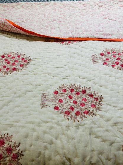 Floral quilt – White Base with Rust & Pink