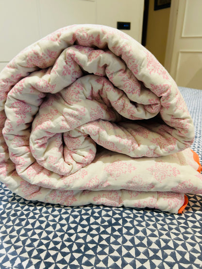Floral quilt – White Base with Rust & Pink