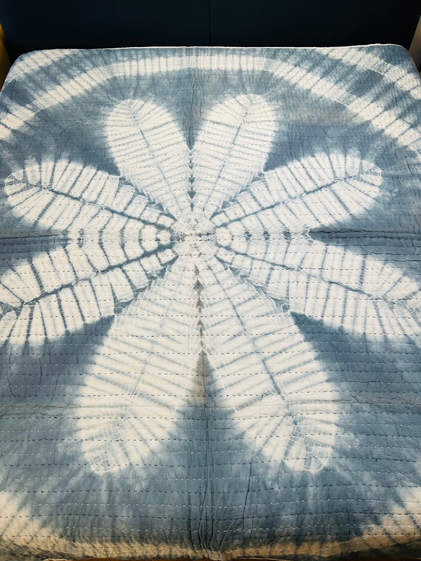 Two-Tone Neel Kantha bed cover