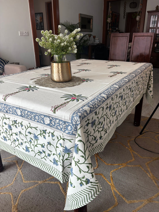 Blossom Harmony Table Cover