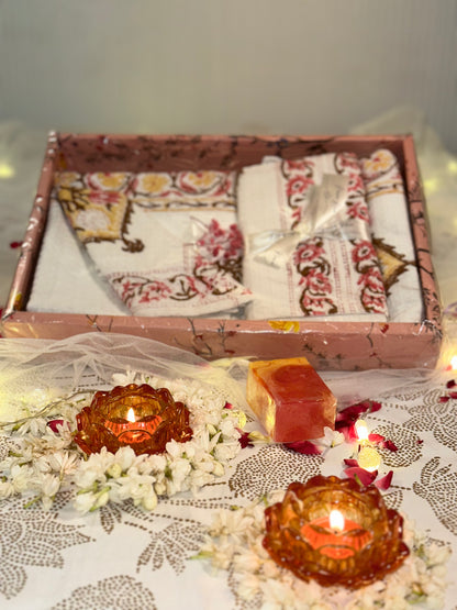 Aura Bath Gift Hamper