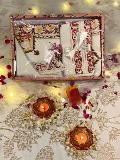 Aura Bath Gift Hamper