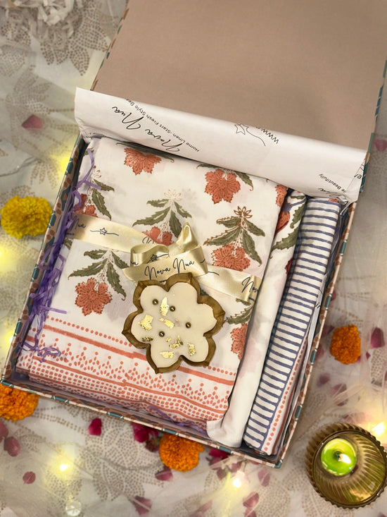 Comfort And Festive Glow Gift Hamper