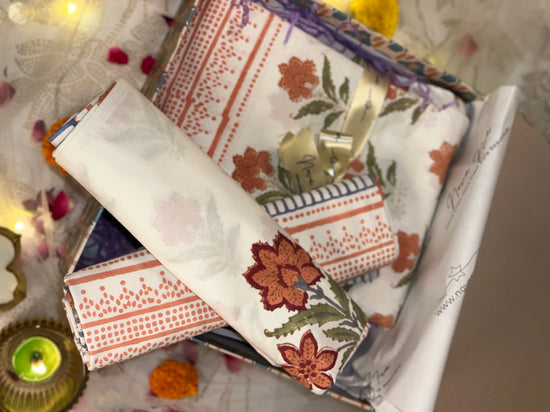 Comfort And Festive Glow Gift Hamper