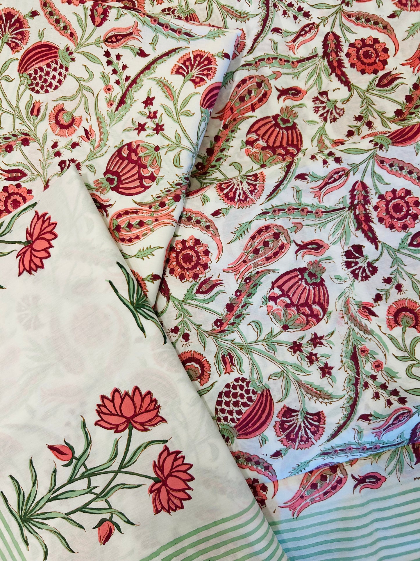 Rose Bloom Bedsheet Double bed