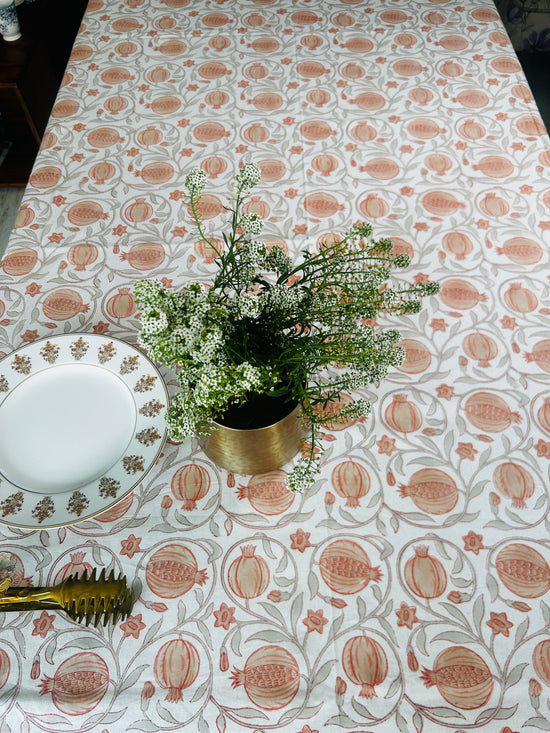 Anar Phool Table Cover
