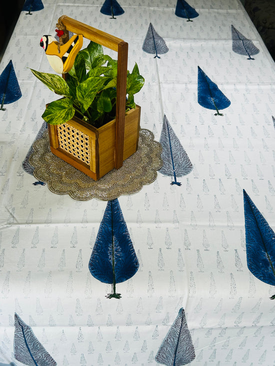 Artisan Luxe Table Cover