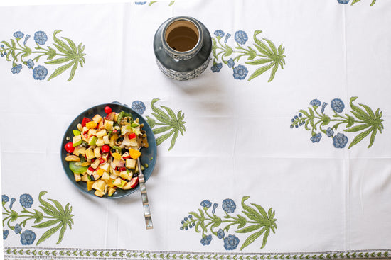 Mint To Be  Table Cover