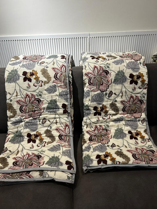 Heritage Bloom Quilt Set