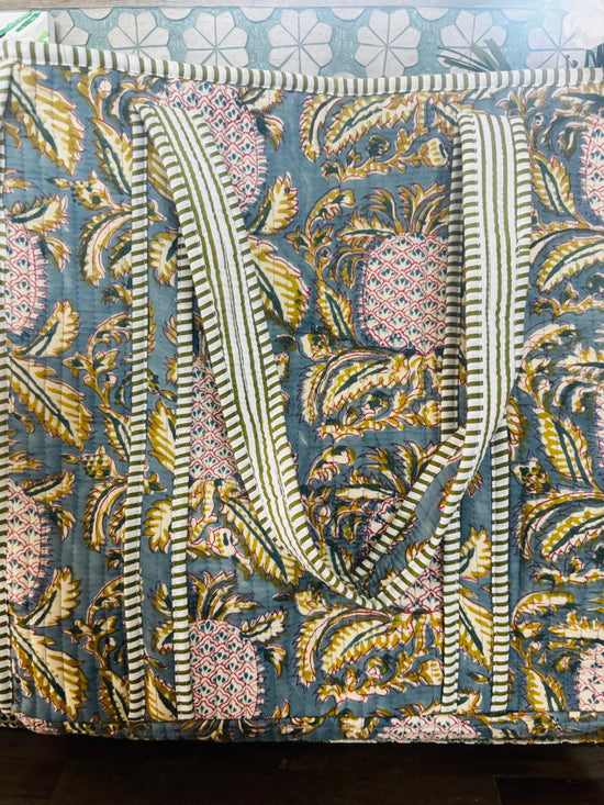 Neel Bagh Tote bag