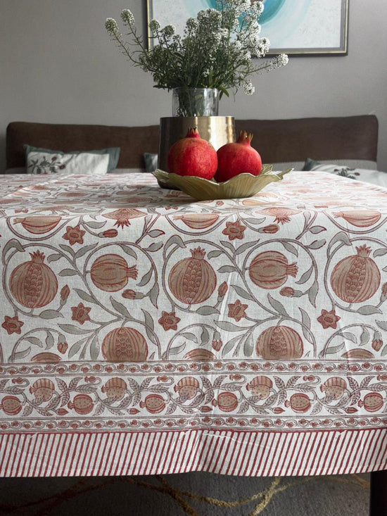 Anar Phool Table Cover