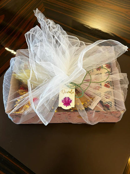 Aura Bath Gift Hamper