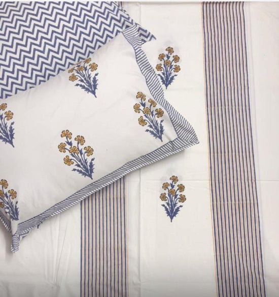 Neel Champa Striped Bedsheet